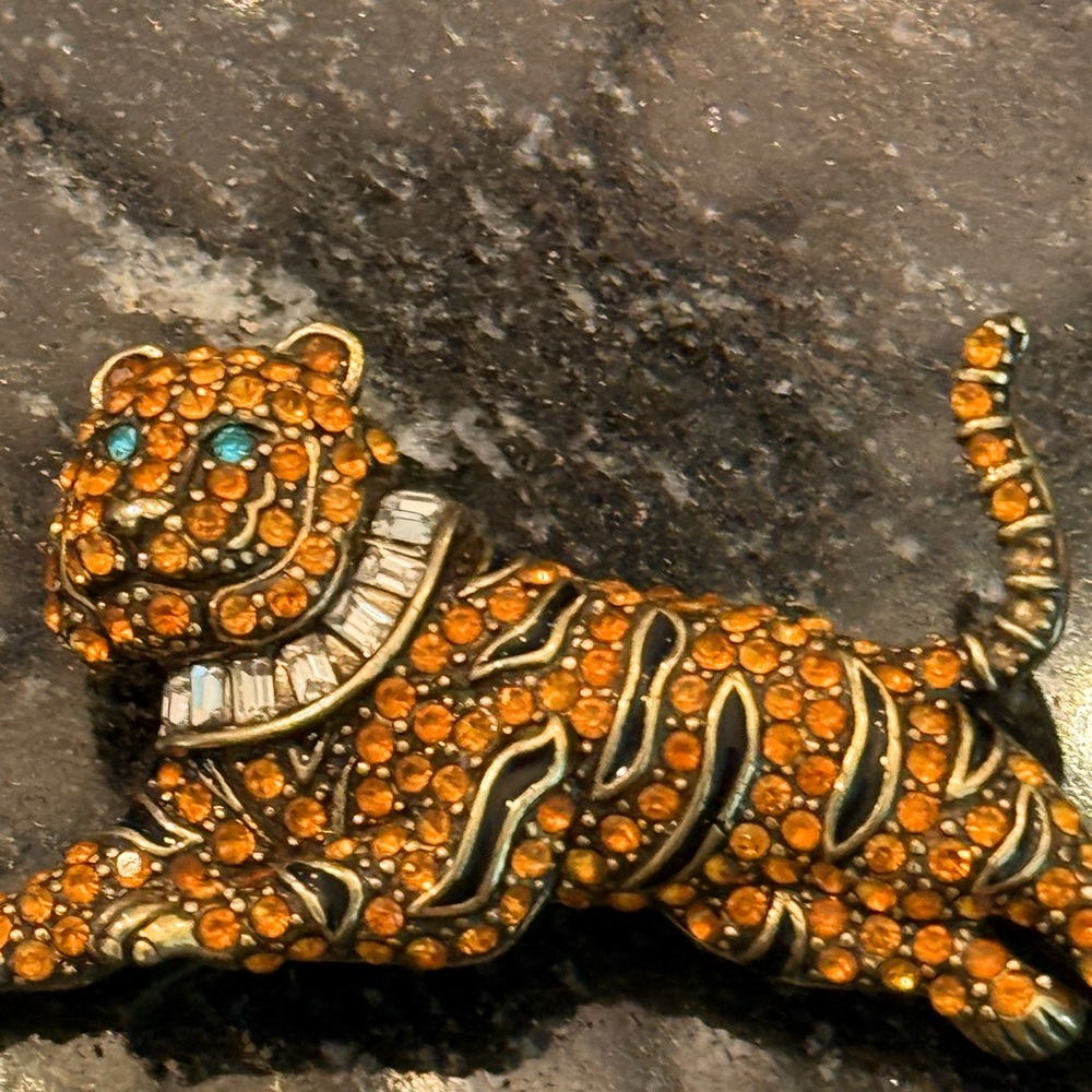 Sparkling Tiger Brooch with Orange and Gold Accents
